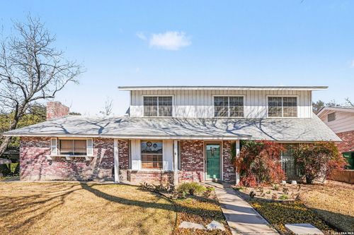 207 Coronet St, San Antonio, TX, 78216-5118 | Card Image