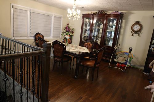 49 W Burda Pl, New City, NY, 10956-7217 | Card Image