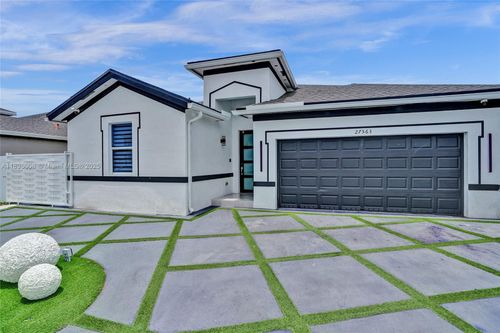 27563 Sw 133rd Ave, Homestead, FL, 33032-8285 | Card Image