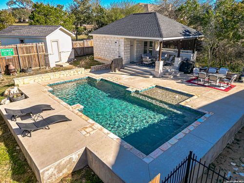 105 Windcliff Way, New Braunfels, TX, 78132-3387 | Card Image