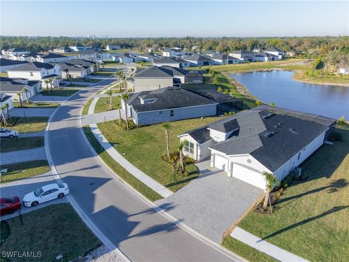 17393 Stonehill Manor Dr, NORTH FORT MYERS, FL, 33917-3731 | Card Image