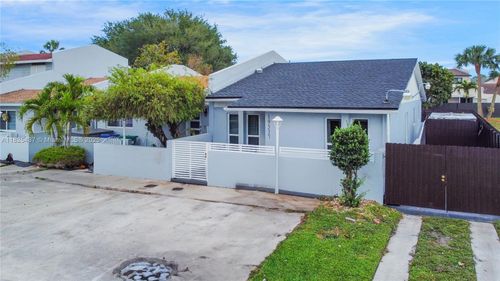19337 Nw 53rd Pl, Miami Gardens, FL, 33055-6180 | Card Image