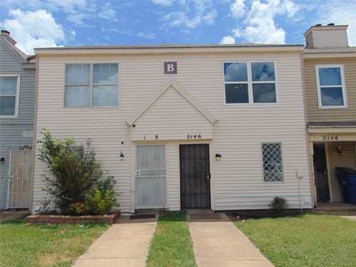 2146 Aspen Dr, Dallas, TX, 75227-8167 | Card Image