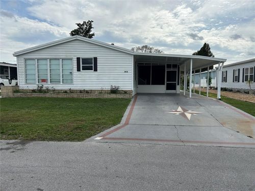 39638 Sunvalley Dr, ZEPHYRHILLS, FL, 33542-2932 | Card Image