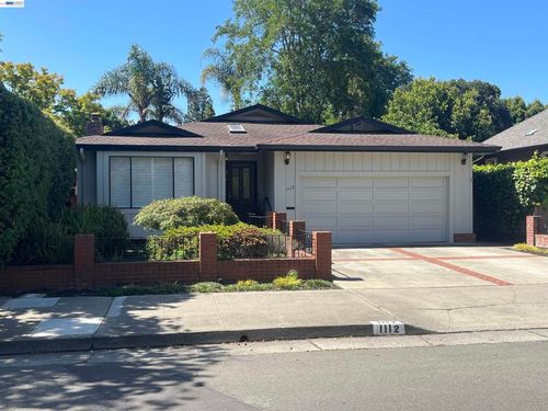 1112 San Antonio Ave, Alameda, CA, 94501-3930 | Card Image