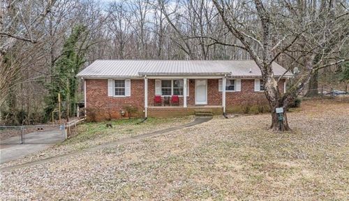 204 Hamilton Rd, Lexington, NC, 27295-1833 | Card Image