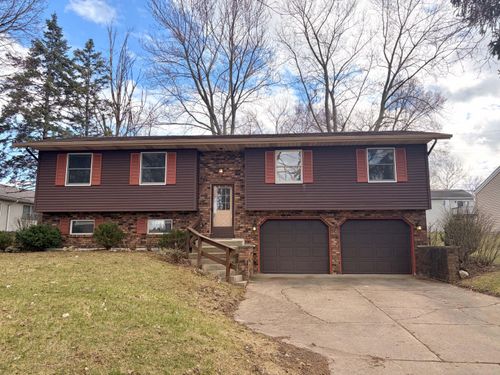 3382 Devon Dr Ne, Grand Rapids, MI, 49546-1346 | Card Image