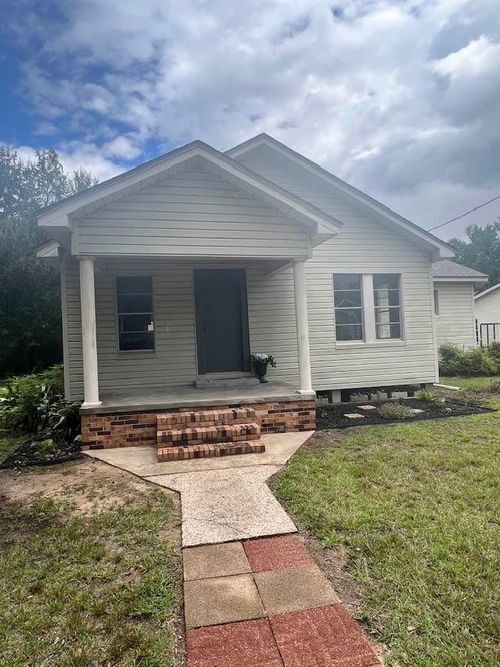 270 Cardinal Dr, Vidor, TX, 77662-9488 | Card Image