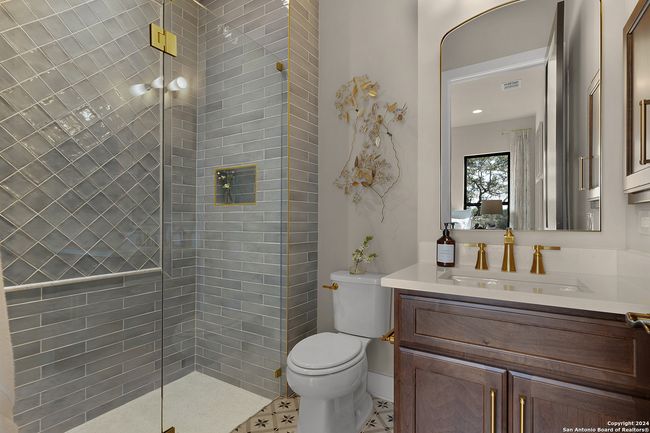 8170 Blue Oak, House other with 4 bedrooms, 5 bathrooms and null parking in Garden Ridge TX | Image 30