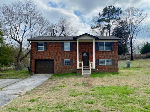 922 Delores Dr, Hixson, TN, 37343-3630 | Card Image