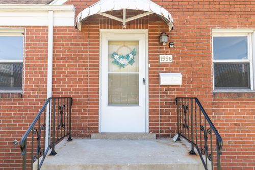 1556 Atlas St, Hammond, IN, 46320-1411 | Card Image