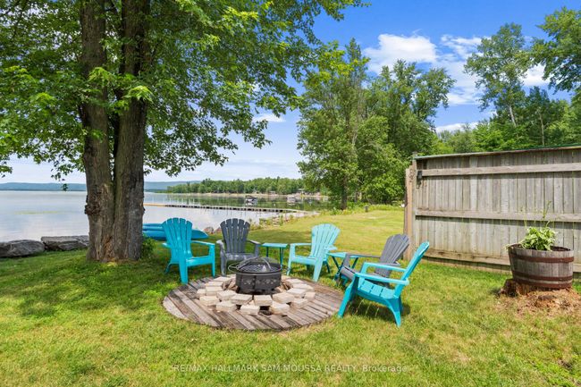 4350 Armitage Ave, House other with 3 bedrooms, 2 bathrooms and 6 parking in Dunrobin ON | Image 33