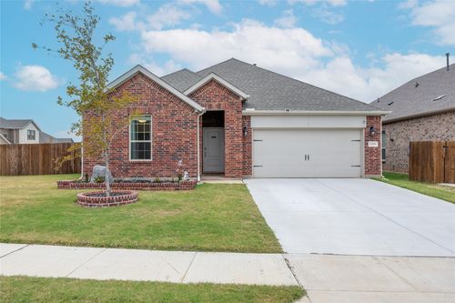11203 Hawks Landing Dr, Aubrey, TX, 76227-1130 | Card Image