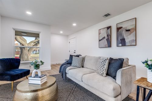 10616 Allegheny Dr, Dallas, TX, 75229-4944 | Card Image