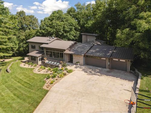 415 Ne 3rd Avenue, Waverly, IA, 50677 | Card Image