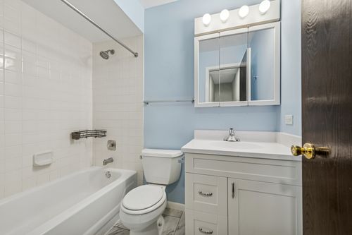 34c-2019 N Ginger Creek Dr, Palatine, IL, 60074-1316 | Card Image