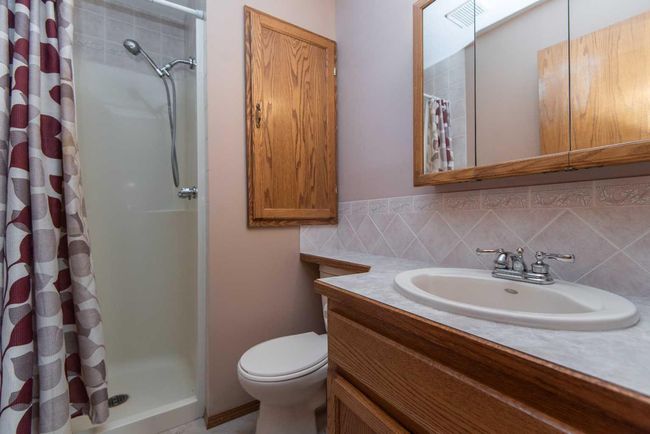 8 Willow Street, House other with 5 bedrooms, 3 bathrooms and 2 parking in Sylvan Lake AB | Image 20