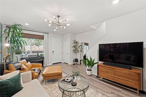 1752 Cayton Loop, West Covina, CA, 91790-2742 | Card Image