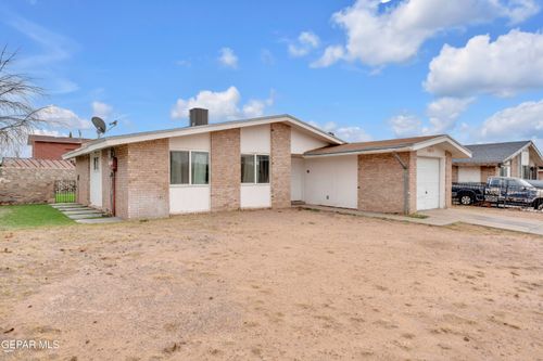 10824 Obsidian St, El Paso, TX, 79924-1641 | Card Image