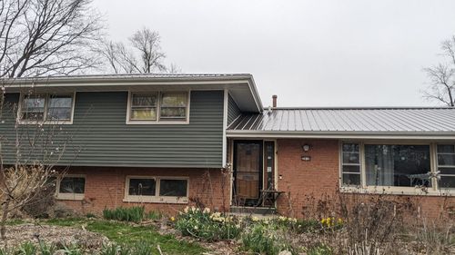 2018 S Cottage Grove Ave, Urbana, IL, 61801-6354 | Card Image