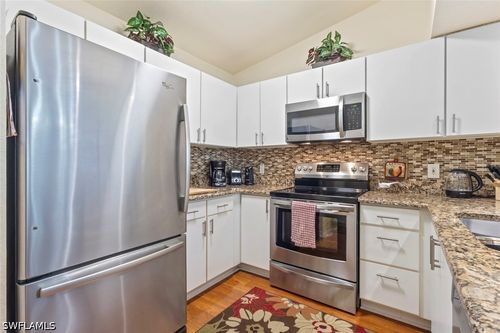 1435-8288 Key Royal Ln, NAPLES, FL, 34119-6799 | Card Image
