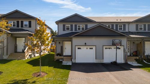 14 Nicole Park Pl, Bracebridge, ON, P1L0C8 | Card Image