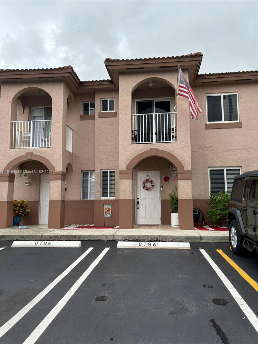 107th Ter, Hialeah, FL 33018