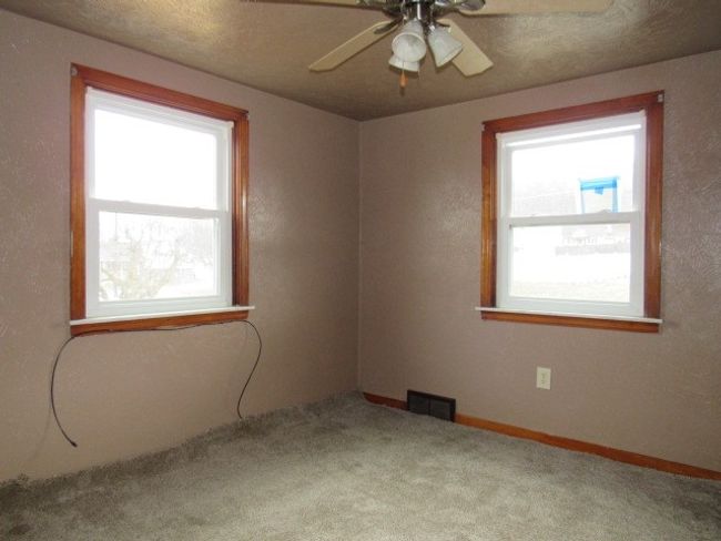 231 Sangston Ave, House other with 3 bedrooms, 1 bathrooms and 2 parking in Masontown PA | Image 9