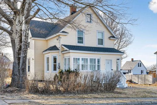 34 Gorman Street, Sydney, NS, B1P2Y1 | Card Image