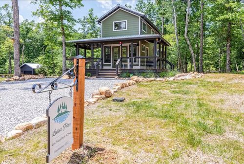 64 Hemlock Cv, Tracy City, TN, 37387-1726 | Card Image