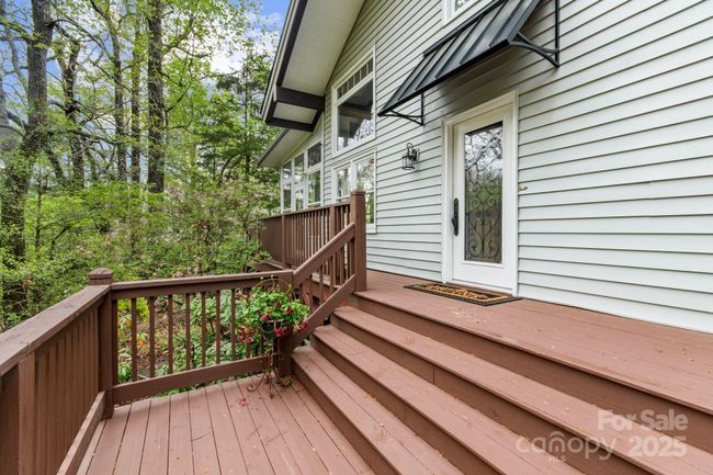 188 Echo Dr, House other with 3 bedrooms, 3 bathrooms and null parking in Laurel Park NC | Image 4