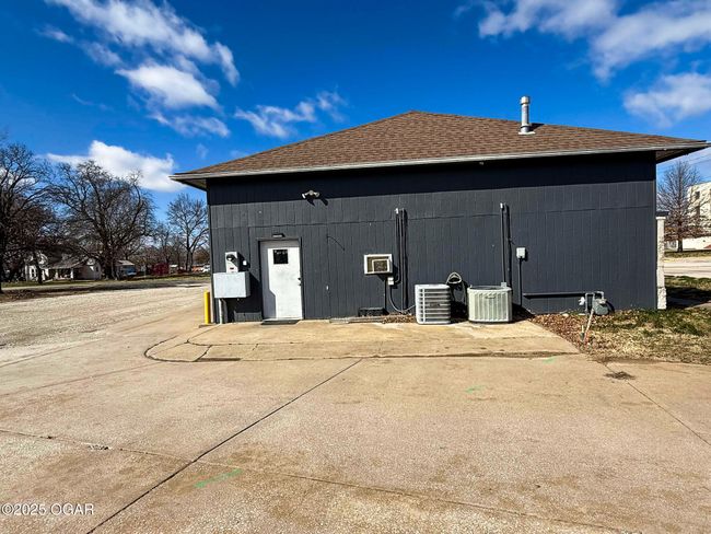 622 6 Th St, Home with 0 bedrooms, 0 bathrooms and null parking in Oswego KS | Image 6