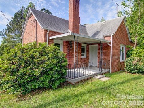 720 S Main St, Troy, NC, 27371-3412 | Card Image