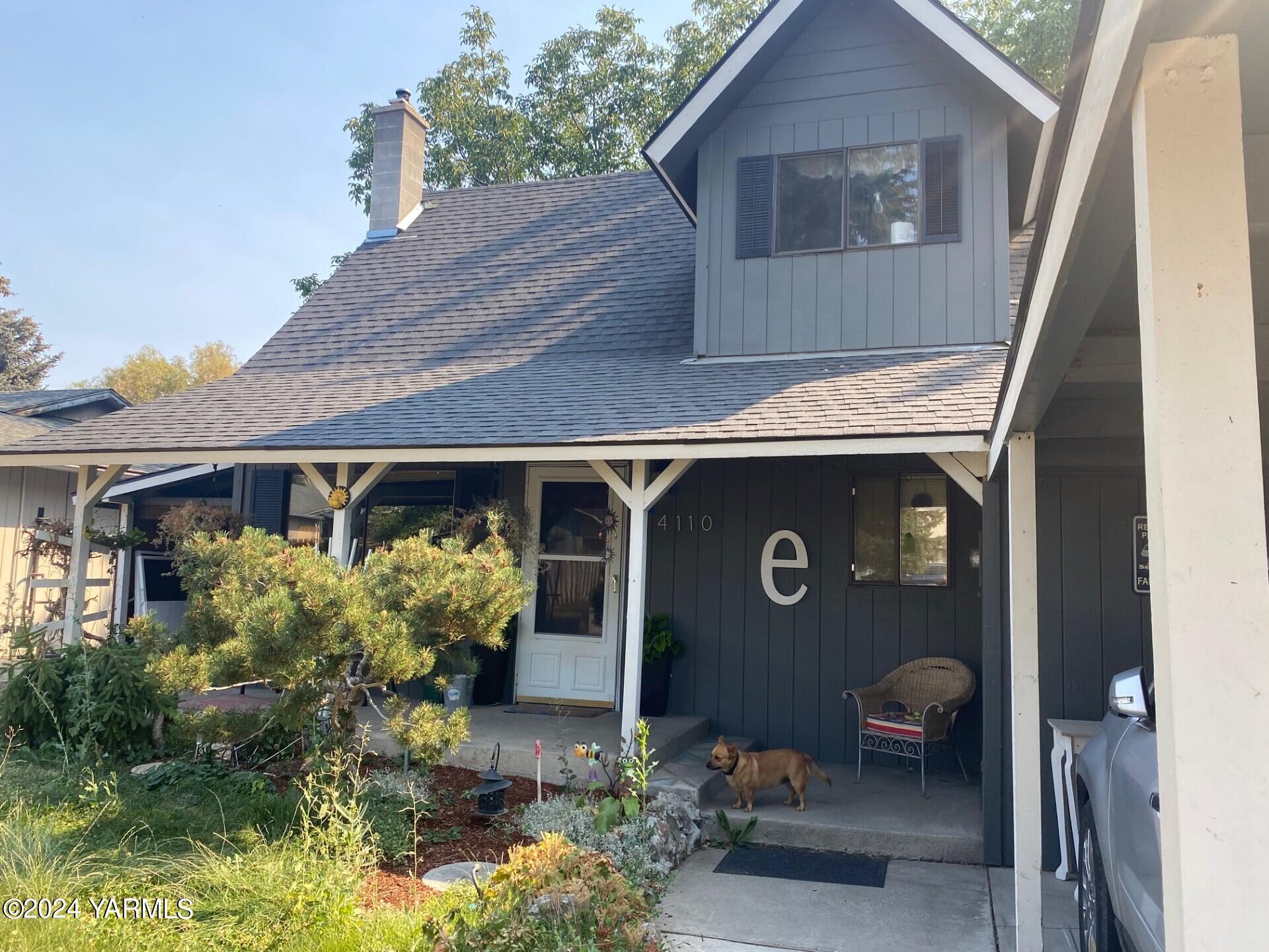 Laura Ln, Yakima, WA 98908