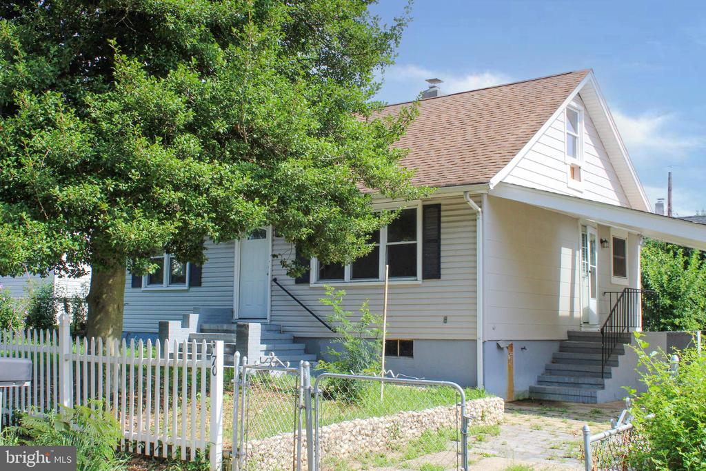 Emeline Ave, Trenton, NJ 08610