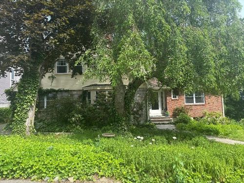 75 Ridge St, Arlington, MA, 02474-1712 | Card Image