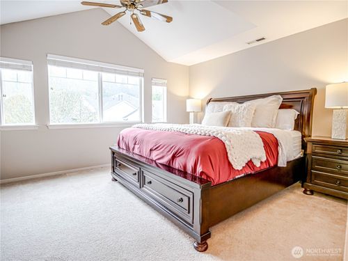 unit-202-4714 Fairwood Blvd Ne, Tacoma, WA, 98422-2185 | Card Image