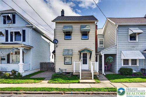 21 Henderson St, Phillipsburg, NJ, 08865-2504 | Card Image