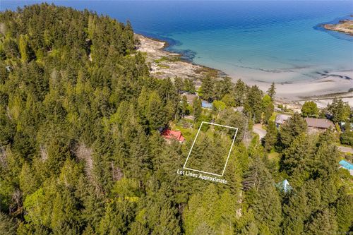 7690 Anderson Dr, Hornby Island, BC, V0R1Z0 | Card Image
