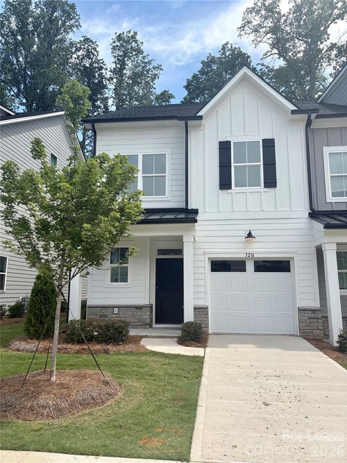 3216 Finchborough Court, Charlotte, NC, 28269 | Card Image