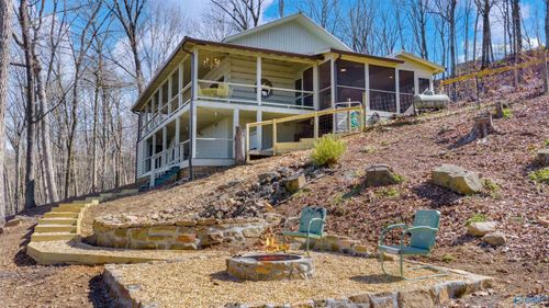 1076 County Road 81, Fort Payne, AL, 35967-6280 | Card Image