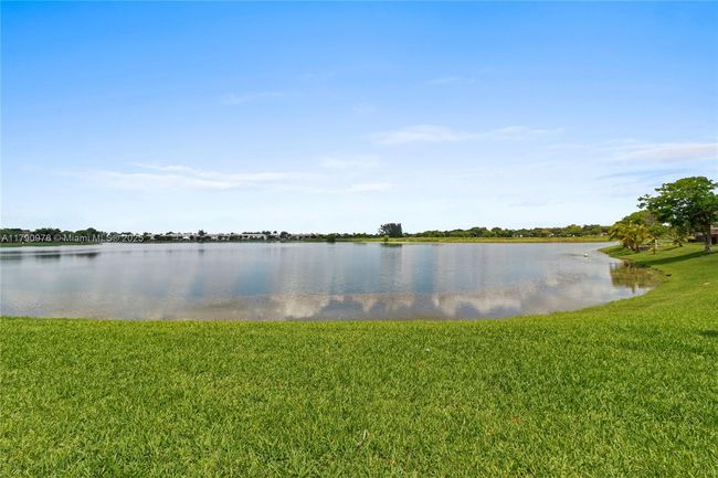 22364 Sw 89 Th Path, Townhouse with 4 bedrooms, 3 bathrooms and null parking in Cutler Bay FL | Image 10
