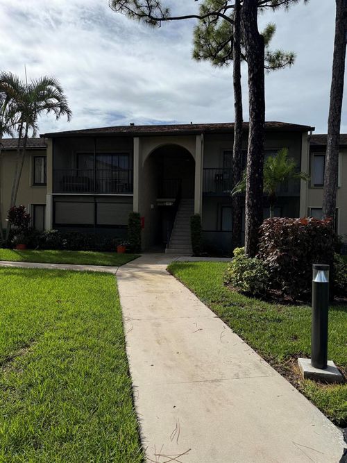 apt-f2-707 Sunny Pine Way, Greenacres, FL, 33415-8963 | Card Image