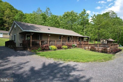 1410 W Sycamore Rd, SNOW SHOE, PA, 16874-8560 | Card Image