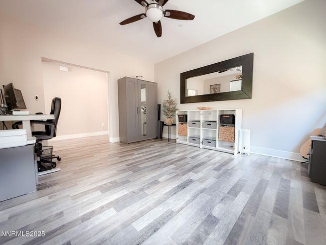 Office/flex space/guest room | Image 9