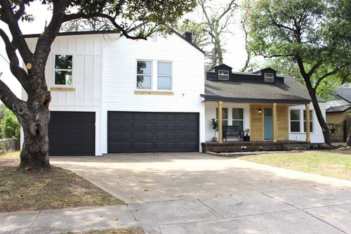 3020 Yucca Ave, Fort Worth, TX, 76111-4352 | Card Image