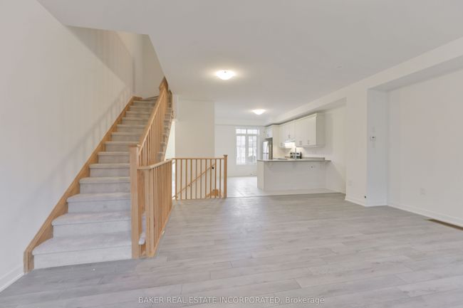 26 Calloway Way, House attached with 3 bedrooms, 3 bathrooms and 1 parking in Whitby ON | Image 4