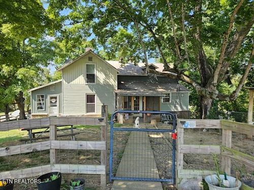 359 Depot St, Vonore, TN, 37885-2617 | Card Image