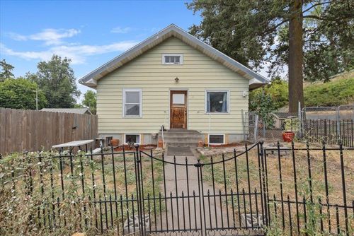121 E Eighth St, Rosalia, WA, 99170-9577 | Card Image