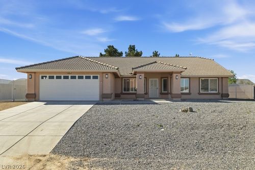 4651 Stonebridge Ct, Pahrump, NV, 89061-7208 | Card Image